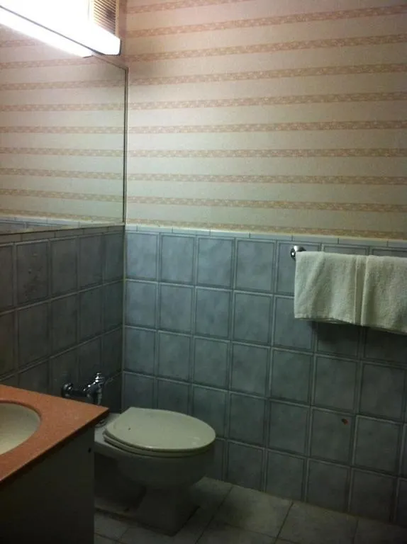 Hotel Linden Motor Inn - Brooklyn New York USA